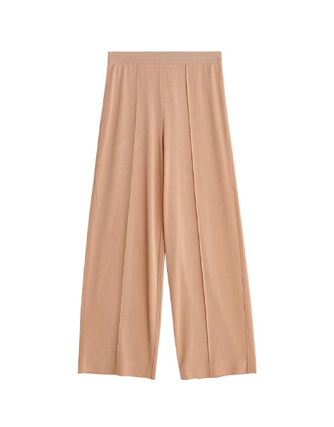 By Malene Birger Miela Hose